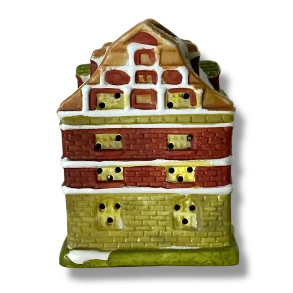 Vintage Village Store Christmas Holiday Porcelain Bisque House Collectible 1991